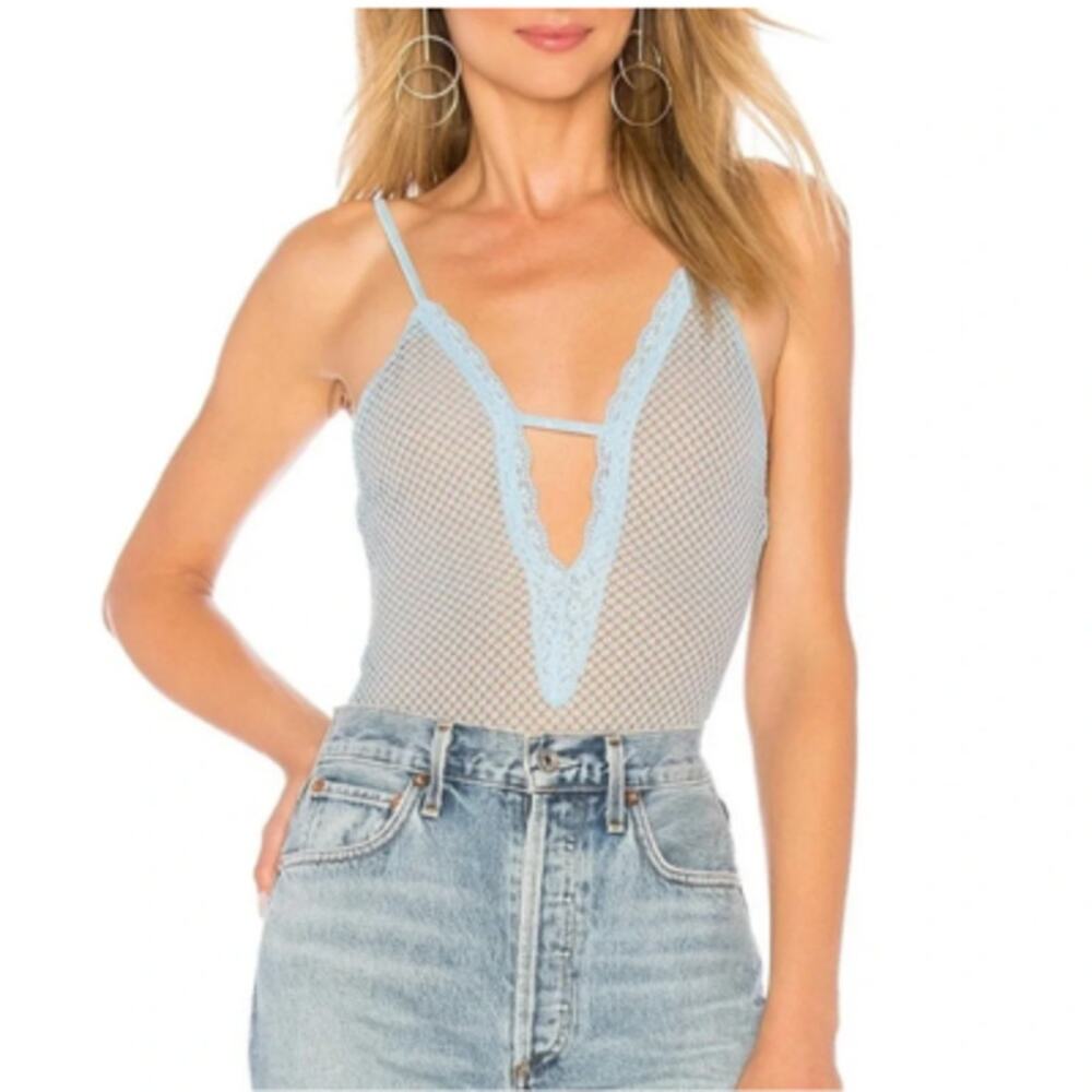 Majorelle Annie Lace Bodysuit Deep V Thong Back Light Blue Tan Size Large